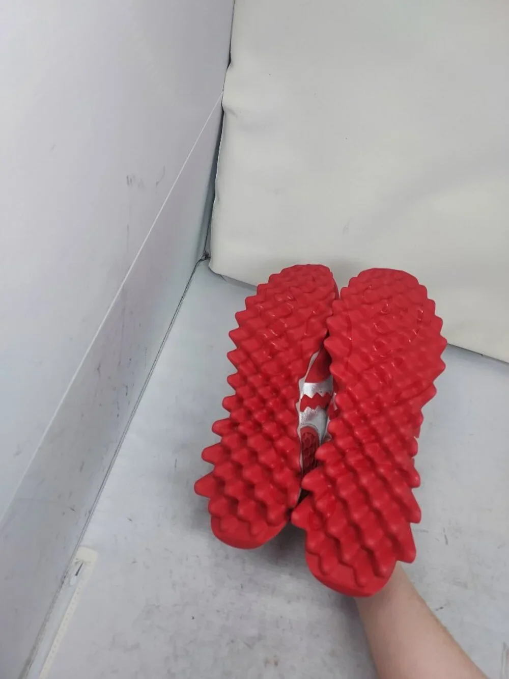 CHRISTIAN LOUBOUTIN MENS  Loubishark Red Silver Low Top Sneaker